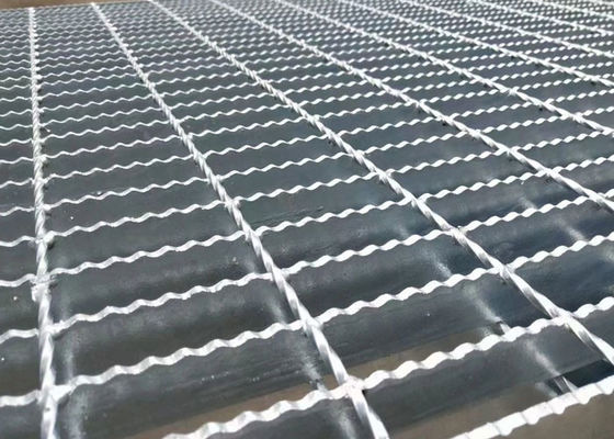Reja de acero soldada con autógena para las pisadas de escalera, la manera del paseo, la plataforma y el diverso piso