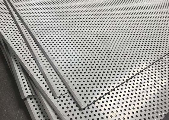Hoja de acero inoxidable perforada – capacidad de peso y brillo excelentes para la decoración arquitectónica y ventilar