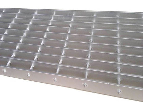 Capacidad de la reja de aluminio – de carga y fuerza ligeras, altas para las decoraciones interiores y al aire libre