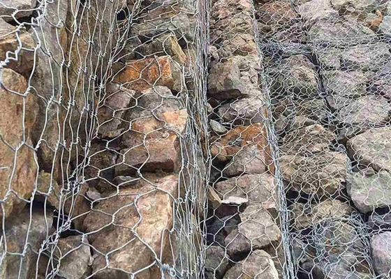 Cesta de gabión malla de alambre tejido hexagonal para la carga de piedra para la protección de las laderas del banco pavimentación de carreteras